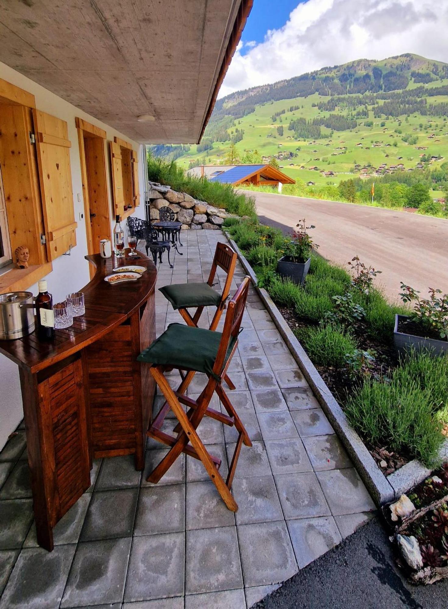 Large Deluxe Studio For 2 - Chalet Lovo Lenk Eksteriør bilde